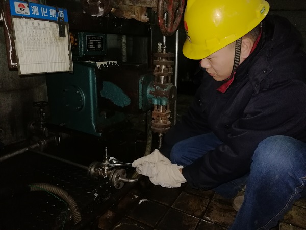 1644061105109725.jpeg 張建國除一夜班照.jpg