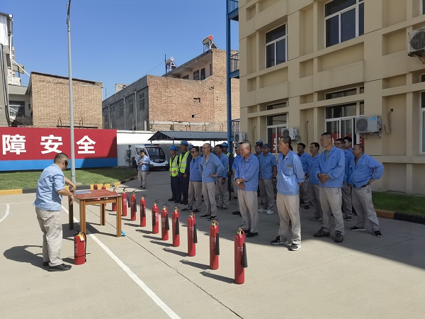 1693981538742846.jpeg 機(jī)械修造部開展消防知識(shí)培訓(xùn).jpg