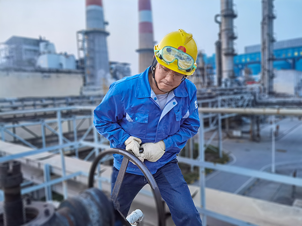 1712646182162718.jpeg 8日凌晨5點(diǎn)半在管廊開S1界區(qū)閥1 600.jpg