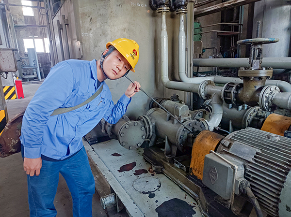 1727396379682935.jpeg 動設(shè)備按要求認(rèn)真巡回檢查.jpg