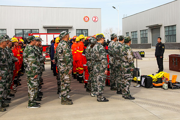 2月5日參加應(yīng)急救援開(kāi)訓(xùn)動(dòng)員大會(huì)2.jpg