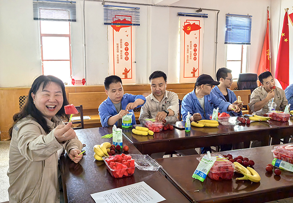 物料分會第二季度生日會照片  7月11日、物料車間會議室.jpg