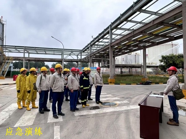 2025年8月5日，彬州公司開展危險化學(xué)品泄漏應(yīng)急演練-2.jpg